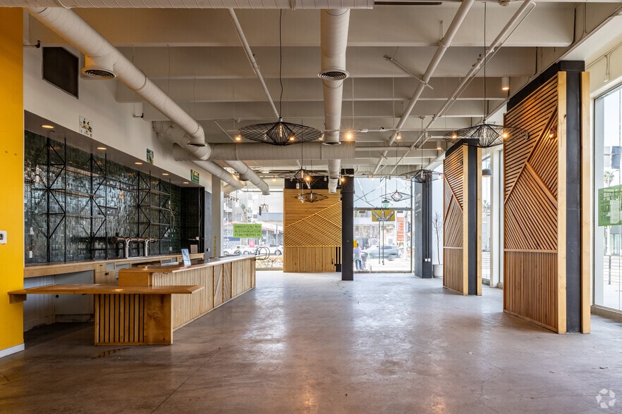 More Photos Of 600 S La Brea Ave, Los Angeles Storefront Retail Residential For Sale