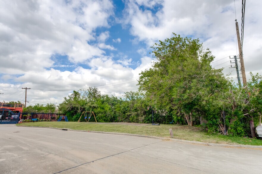 More Photos Of 0 Schury Ln, Houston Land For Sale