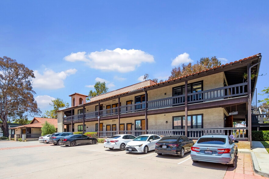 Primary Photo Of 24 E Main St, Ventura Office For Sale