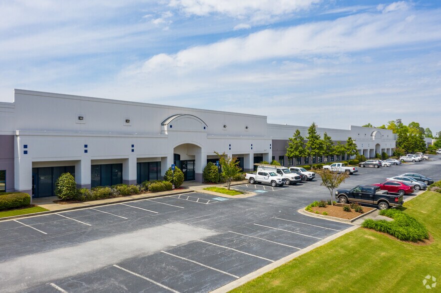Primary Photo Of 4025 Welcome All Rd, Atlanta Warehouse For Lease