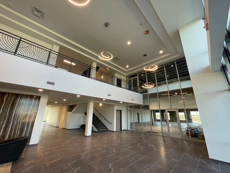 More Photos Of 220 Opportunity Blvd, San Marcos Medical For Lease