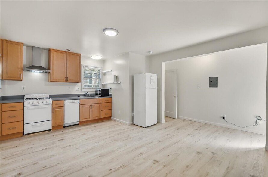 More Photos Of 1827-1829 Berkeley Way, Berkeley Apartments For Sale