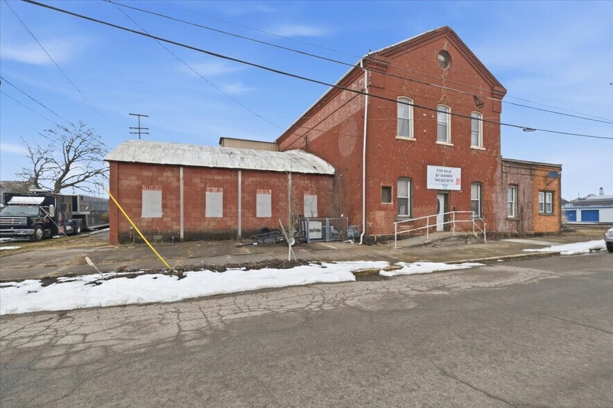 More Photos Of 409 W Gambier St, Mount Vernon Light Manufacturing For Sale