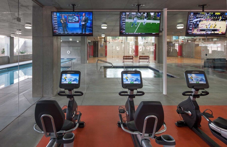 More Photos Of 6895 E Camelback Rd, Scottsdale Apartments For Lease