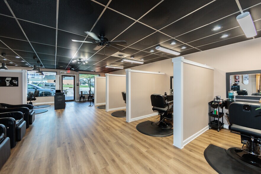 More Photos Of 2085 Clague Rd, Westlake General Retail For Sale