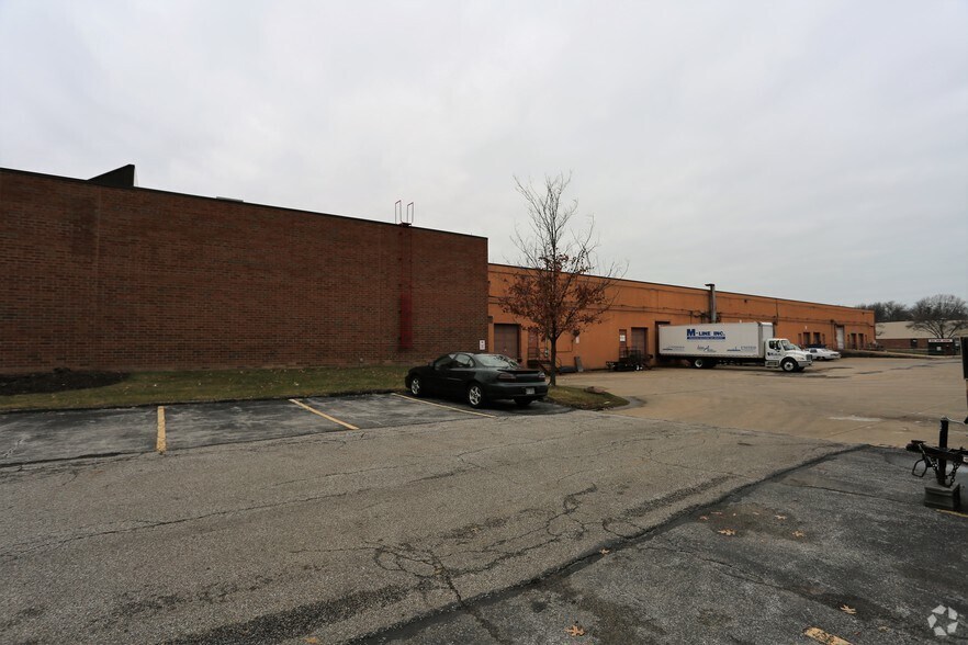 More Photos Of 29299 Clemens Rd, Westlake Light Manufacturing For Lease