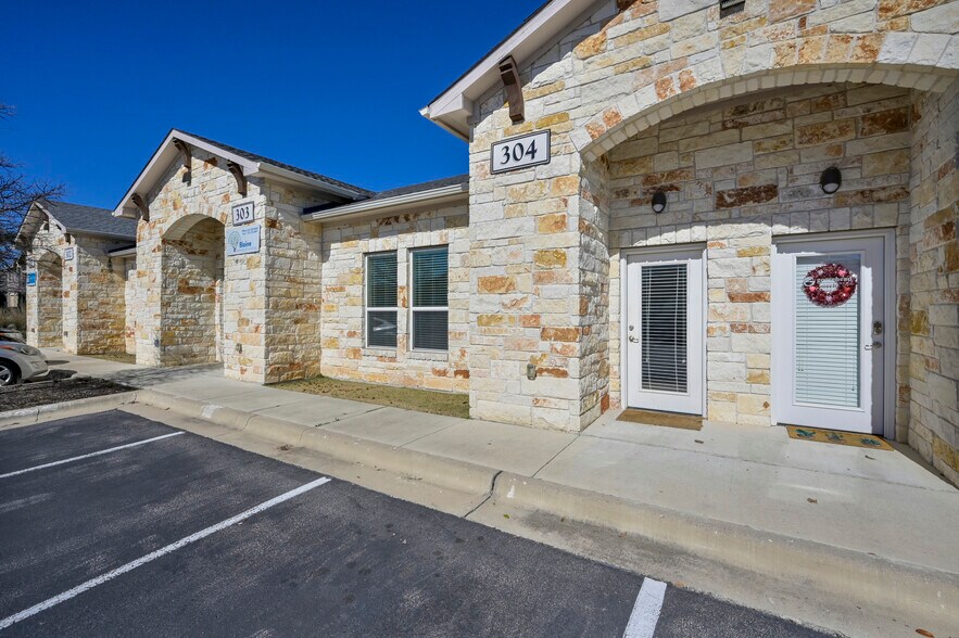 More Photos Of 1101 Satellite Vw, Round Rock Medical For Lease