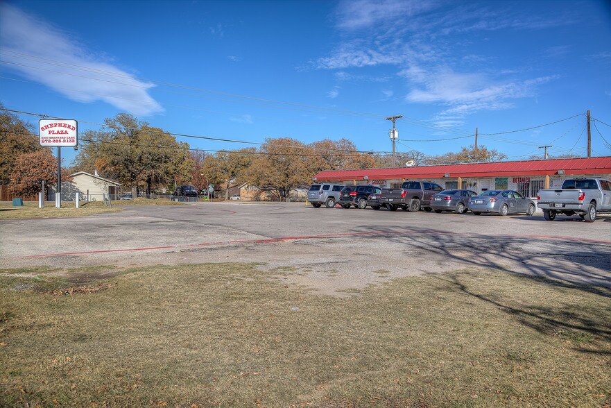 More Photos Of 3300 Shepherd Ln, Balch Springs Freestanding For Sale