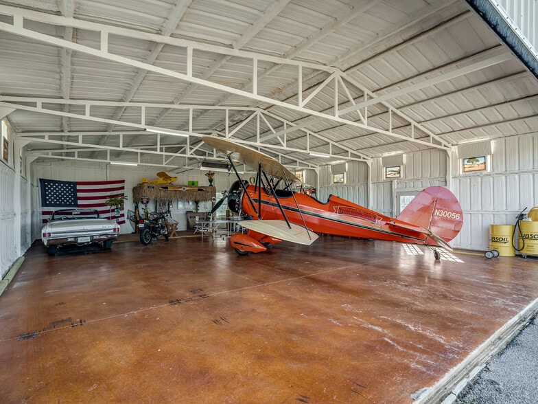 More Photos Of 6701 NW 178th St, Edmond Flex For Sale