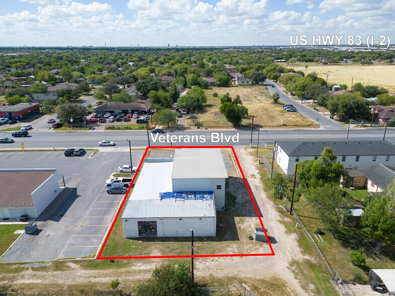 More Photos Of 520 N Veterans Blvd, San Juan Warehouse For Sale