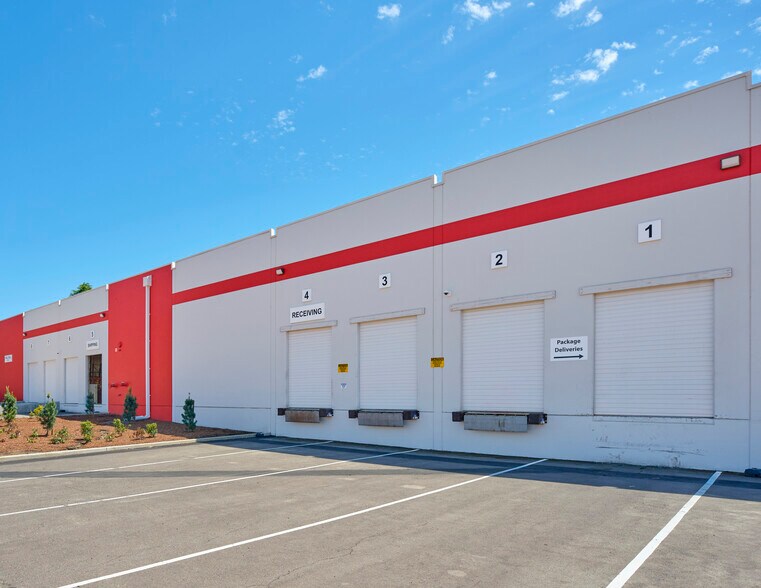 More Photos Of 5150 SW Western Ave, Beaverton Warehouse For Sale
