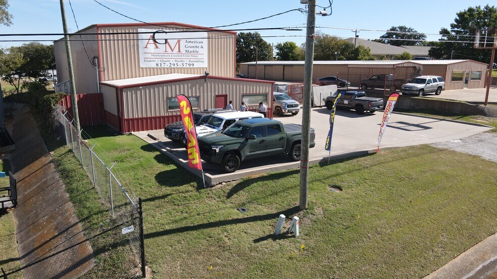 More Photos Of 2875 S Burleson Blvd, Burleson Warehouse For Sale