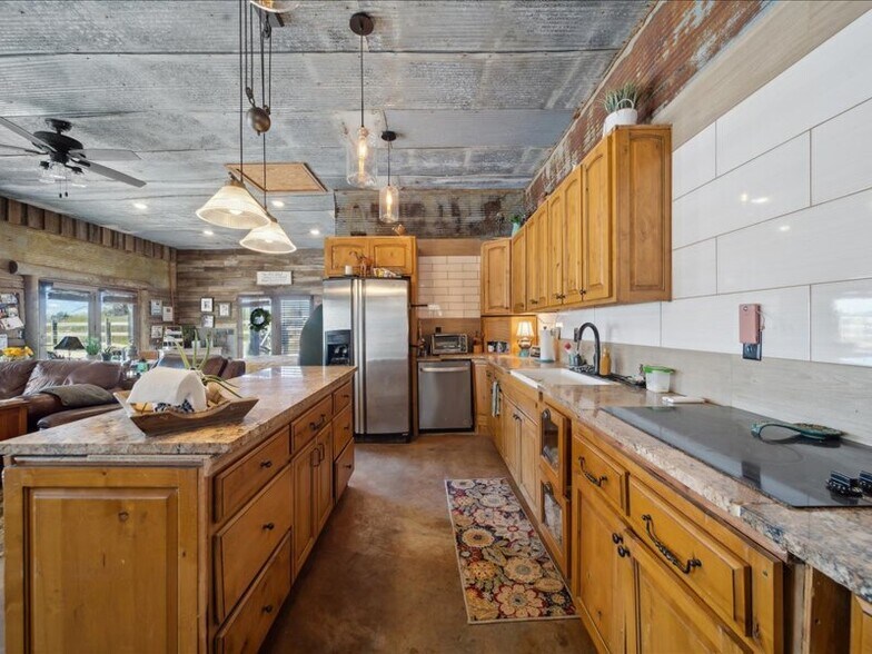 More Photos Of 36656 S 510 Rd, Eucha Specialty For Sale