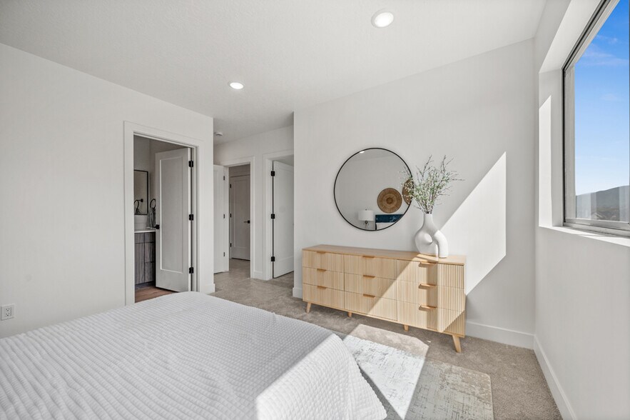 More Photos Of 4348 S 900 E, Millcreek Apartments For Sale