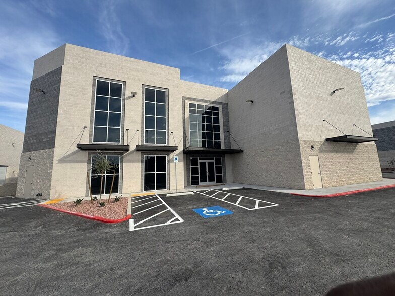 More Photos Of 10710-10890 South Rainbow Blvd, Las Vegas Unknown For Lease