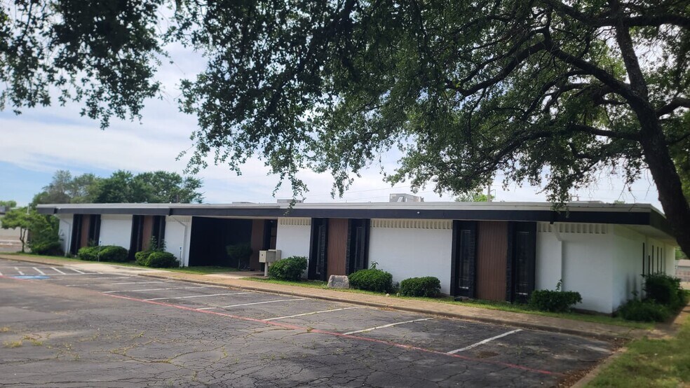 More Photos Of 4725 Gus Thomasson Rd, Mesquite Medical For Sale