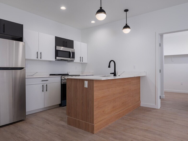 More Photos Of 100 E Homestead Dr, Victor Apartments For Sale