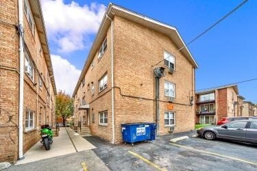 More Photos Of 6430 W 64th Pl, Chicago Apartments For Sale
