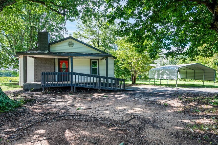 More Photos Of , Statesville Specialty For Sale