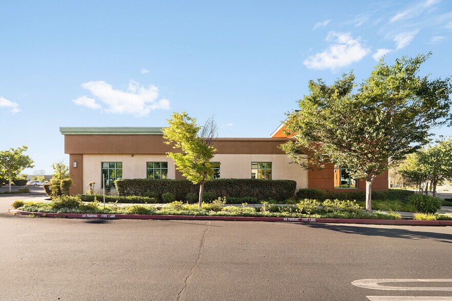 More Photos Of 82 Table Mountain Blvd, Oroville Office For Sale