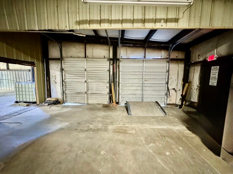 More Photos Of 4896 Deaton Rd, Trinity Warehouse For Lease