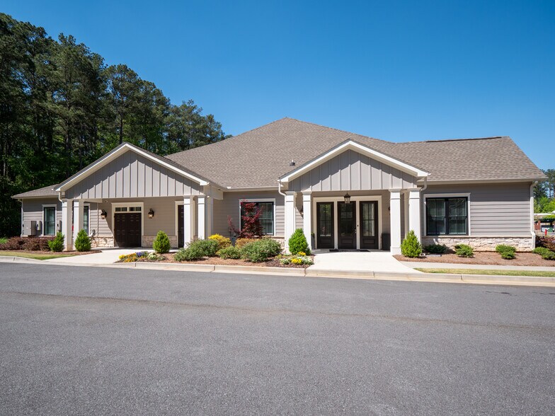 More Photos Of 3957 S Main St, Acworth Office For Sale