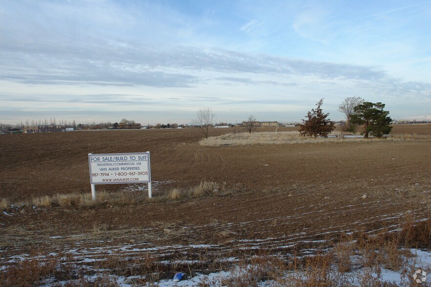 More Photos Of 2390 E Overland Rd, Meridian Land For Lease