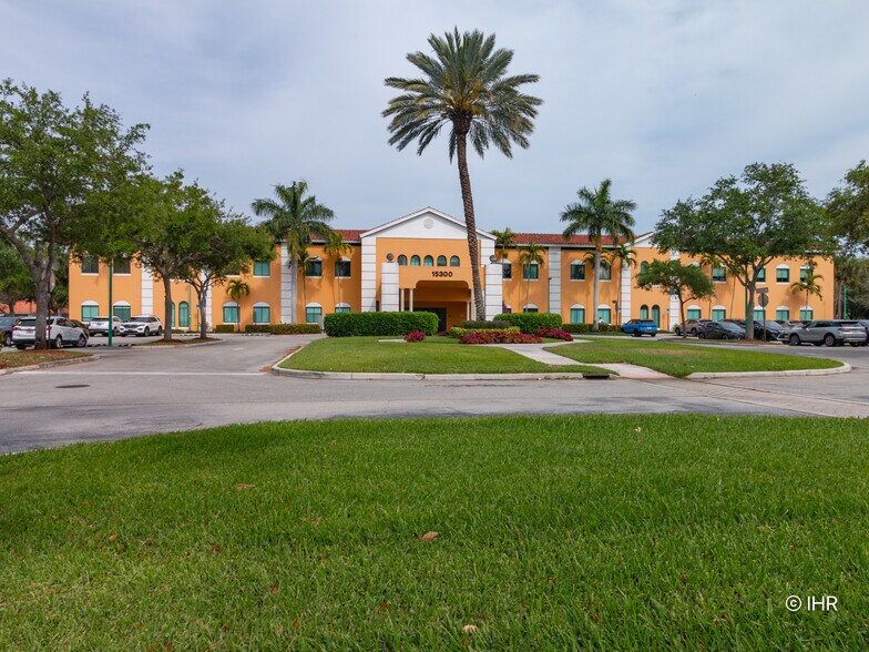 More Photos Of 15300 S Jog Rd, Delray Beach Medical For Sale