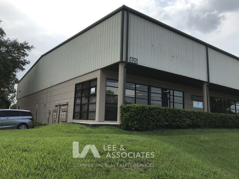 Primary Photo Of 820 National Pl, Longwood Warehouse For Lease