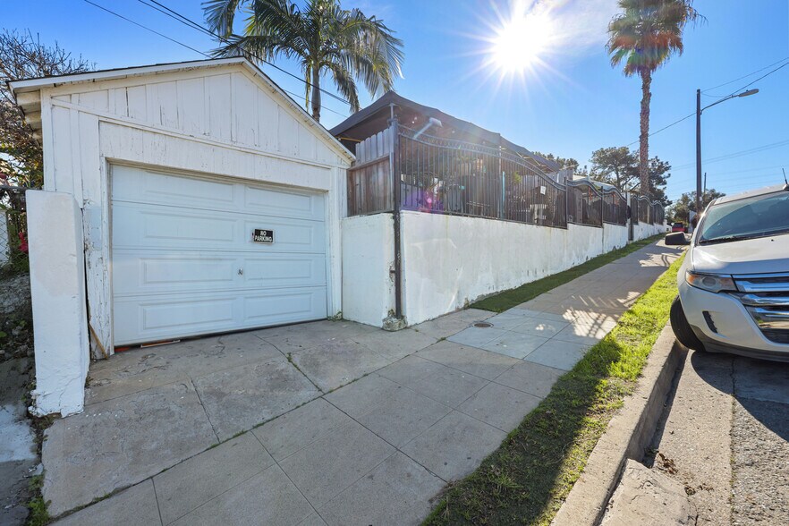 More Photos Of 853 S 32nd St, San Diego Apartments For Sale