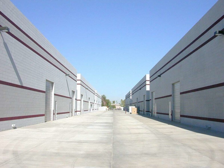 More Photos Of 1329 N 29th Ave, Phoenix Warehouse For Lease