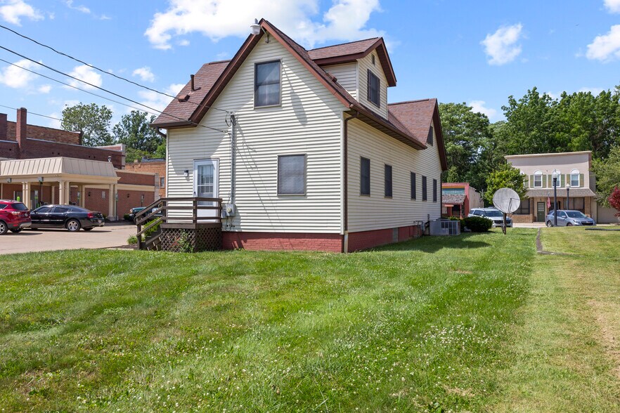 More Photos Of 18 E Main St, Seville Medical For Sale