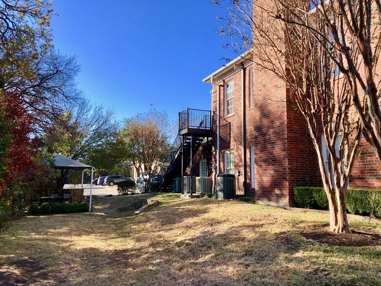 More Photos Of 2545 E Southlake Blvd, Southlake Medical For Sale