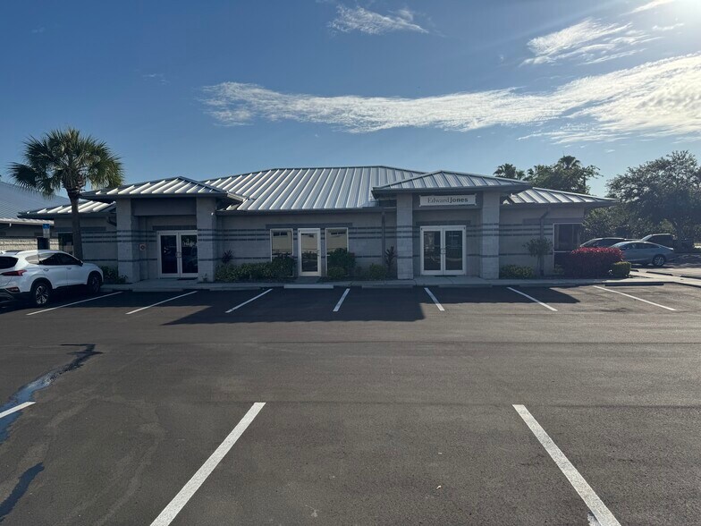 Primary Photo Of 560 Communications Pky, Sarasota Office For Lease