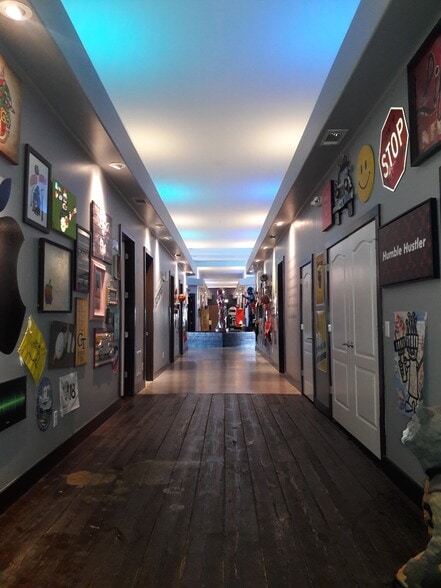 More Photos Of 955 Commercial St NE, Conyers Loft Creative Space For Sale