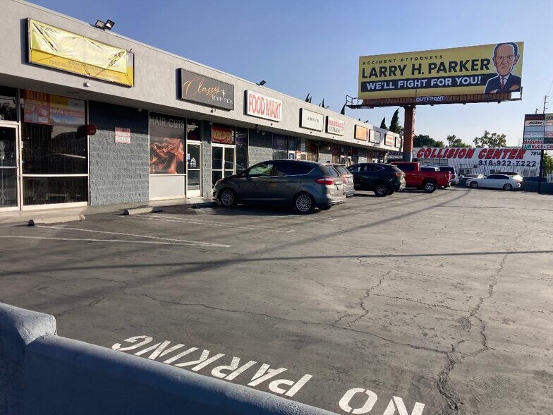 More Photos Of 7816-7834 Balboa Blvd, Van Nuys Unknown For Lease