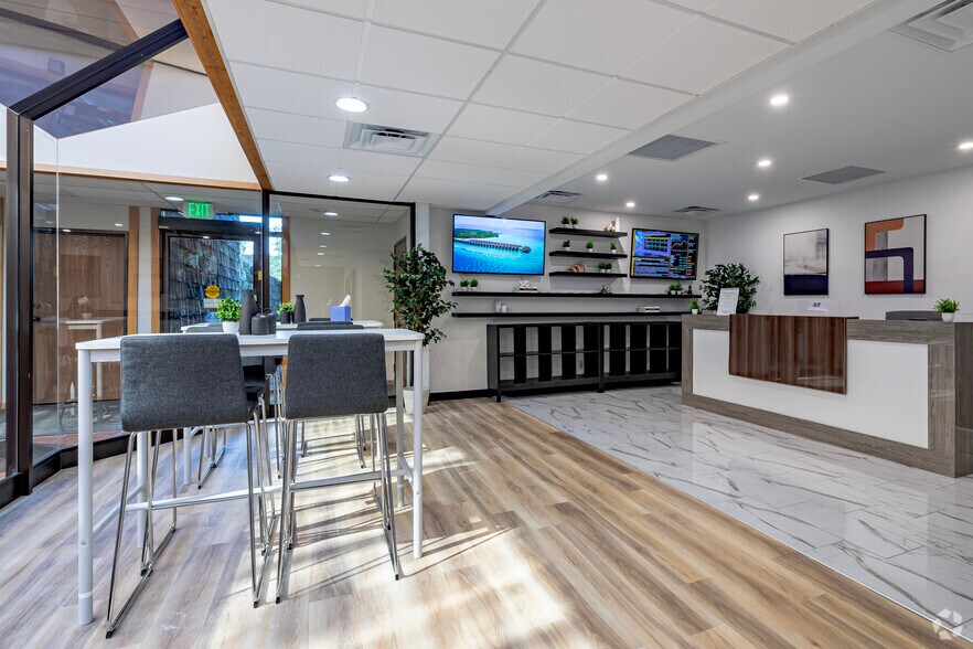 More Photos Of 2000 Hogback Rd, Ann Arbor Coworking Space