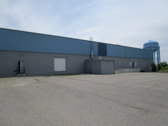 More Photos Of 554 S Center St, Adrian Industrial For Lease