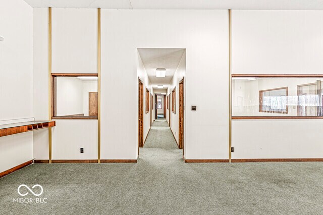 More Photos Of 101 S Anderson St, Elwood Restaurant For Sale