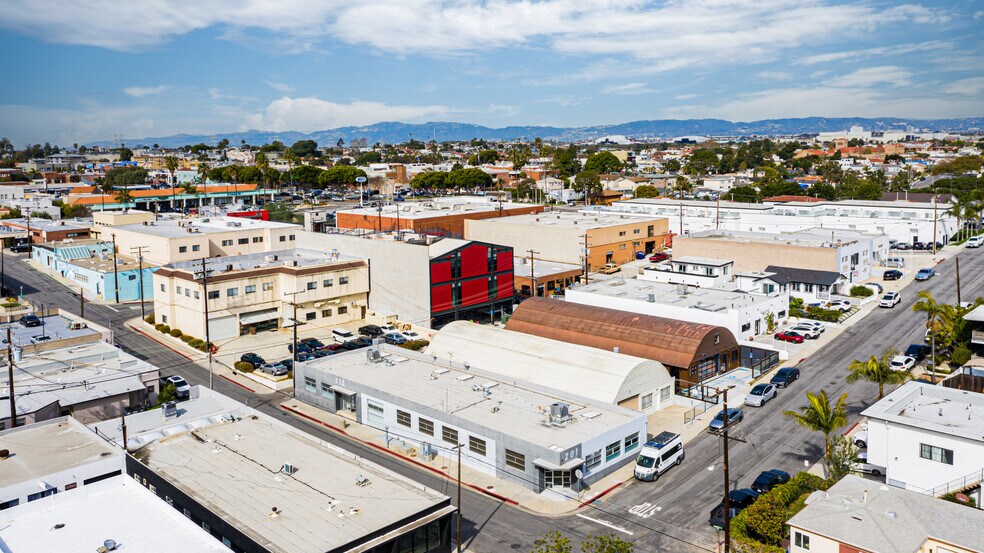 More Photos Of 201 Arena St, El Segundo Office For Lease