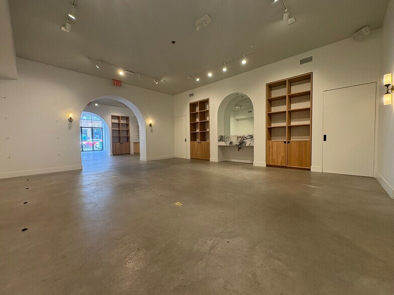 More Photos Of 106 N 6th St, Brooklyn Apartments For Lease