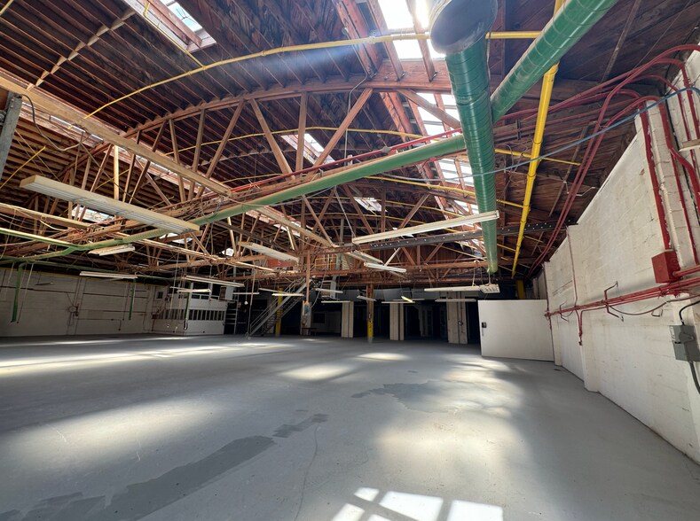 More Photos Of 75 Williams Ave, San Francisco Warehouse For Sale
