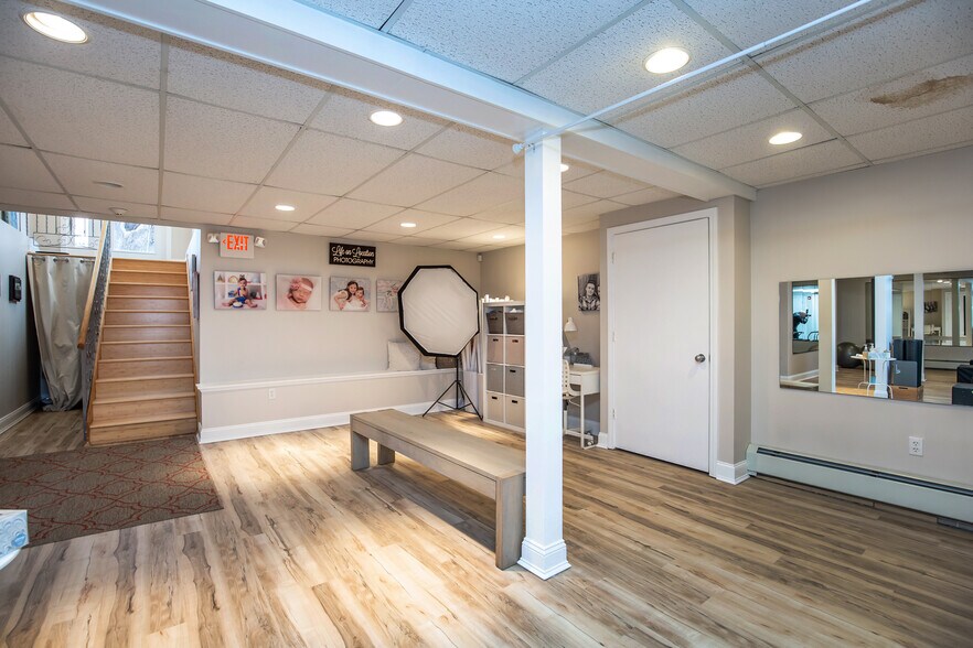 More Photos Of 11 Garden Rd, Plaistow Medical For Lease