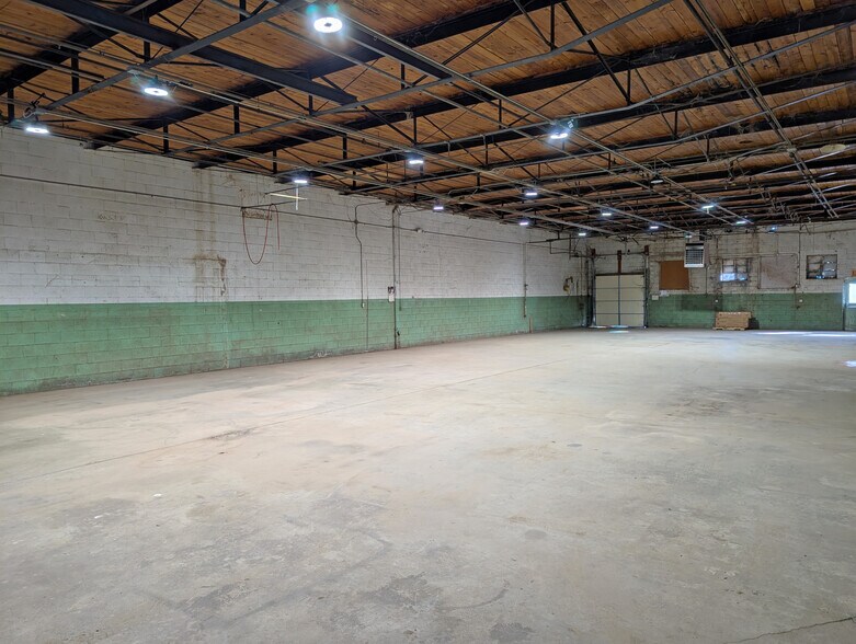 More Photos Of 200 N Galveston St, Cherryvale Industrial For Sale