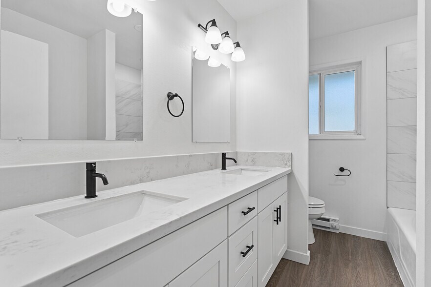 More Photos Of 1904 SE 80th Ave, Portland Apartments For Sale