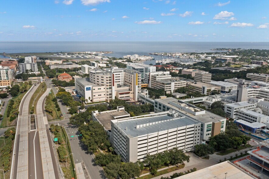 More Photos Of 625 6th Ave S, Saint Petersburg Medical For Sale