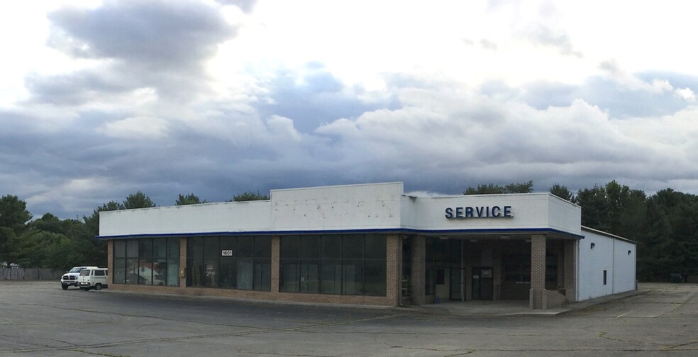 Primary Photo Of 1601 Bob White Blvd, Pulaski Auto Dealership For Sale