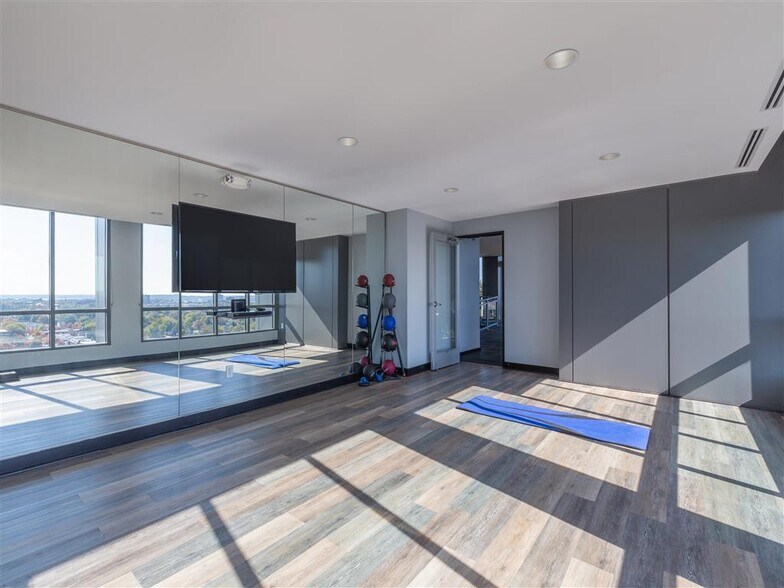 More Photos Of 3110 Mount Vernon Ave, Alexandria Apartments For Lease