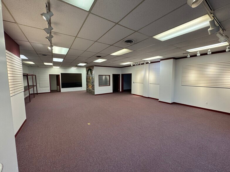 More Photos Of 1409 Samuel St, Winston-Salem Freestanding For Lease