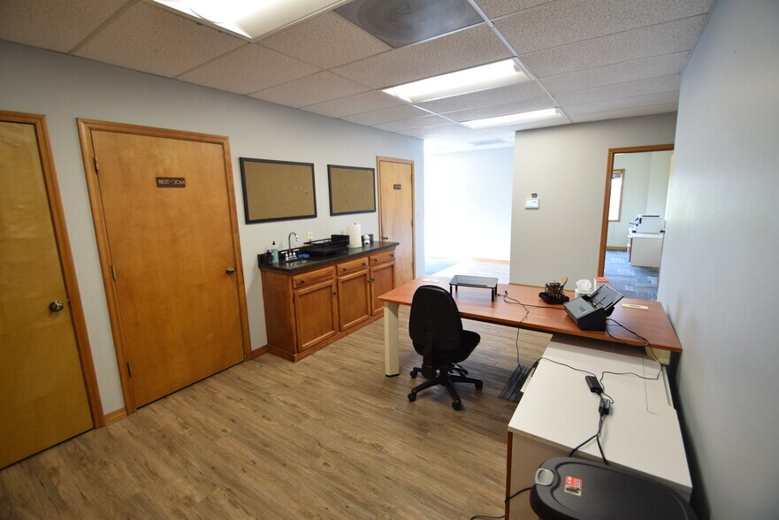 More Photos Of 888 NW Hill St, Bend Office For Lease